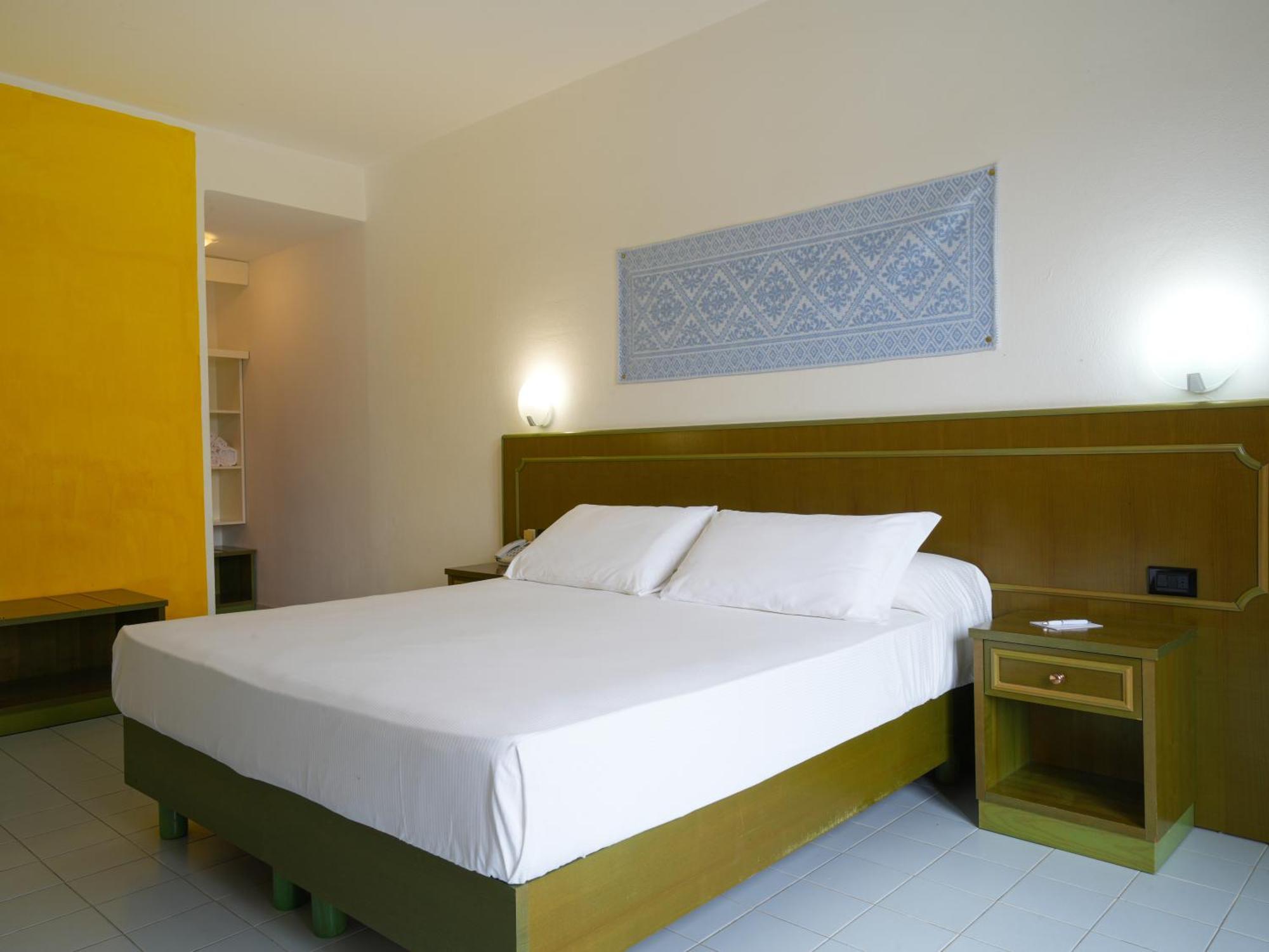 Le Tonnare Di Stintino - Beach Resort Экстерьер фото