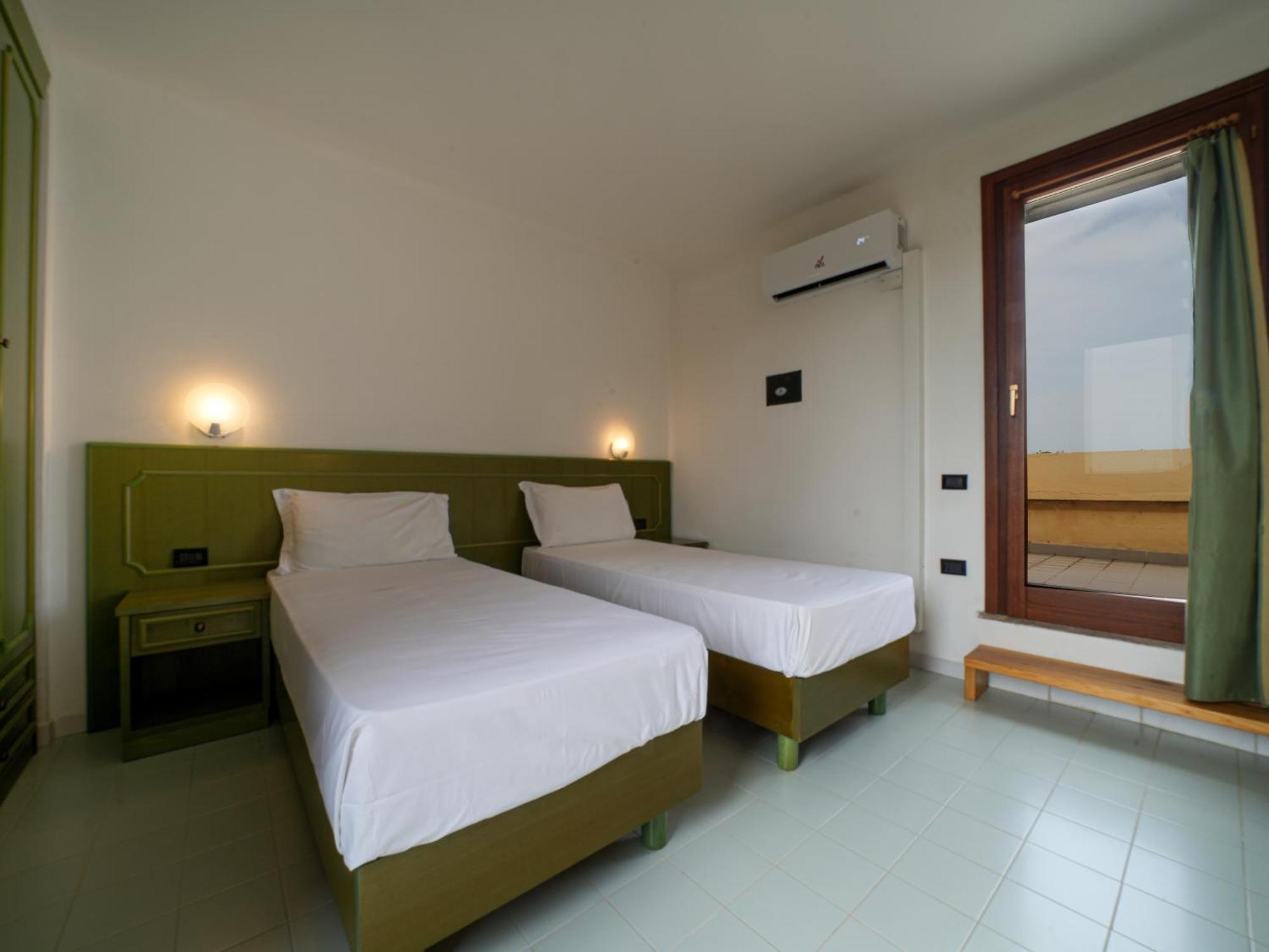 Le Tonnare Di Stintino - Beach Resort Экстерьер фото