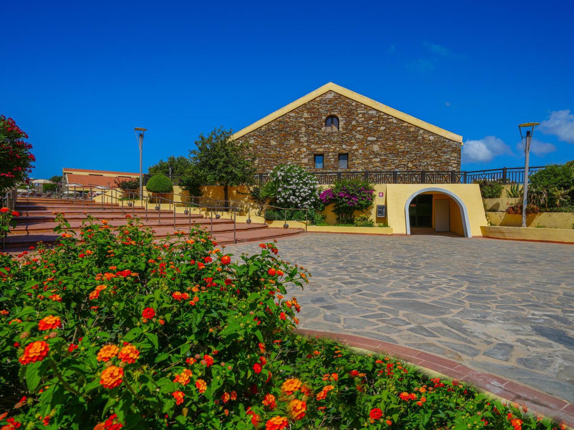 Le Tonnare Di Stintino - Beach Resort Экстерьер фото