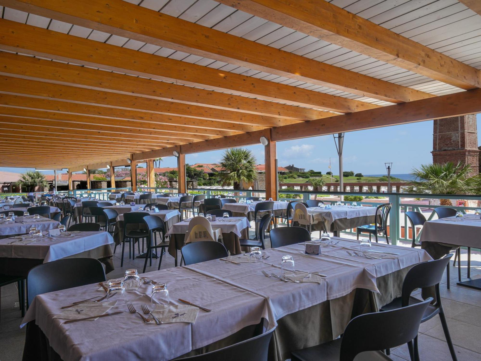 Le Tonnare Di Stintino - Beach Resort Экстерьер фото